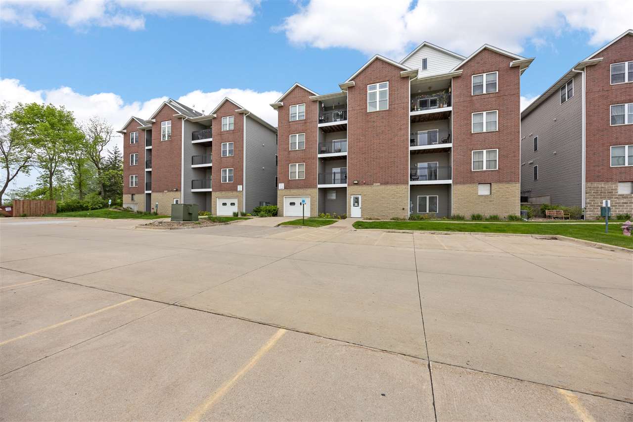 1092 Walnut Avenue Riverside IA 52327