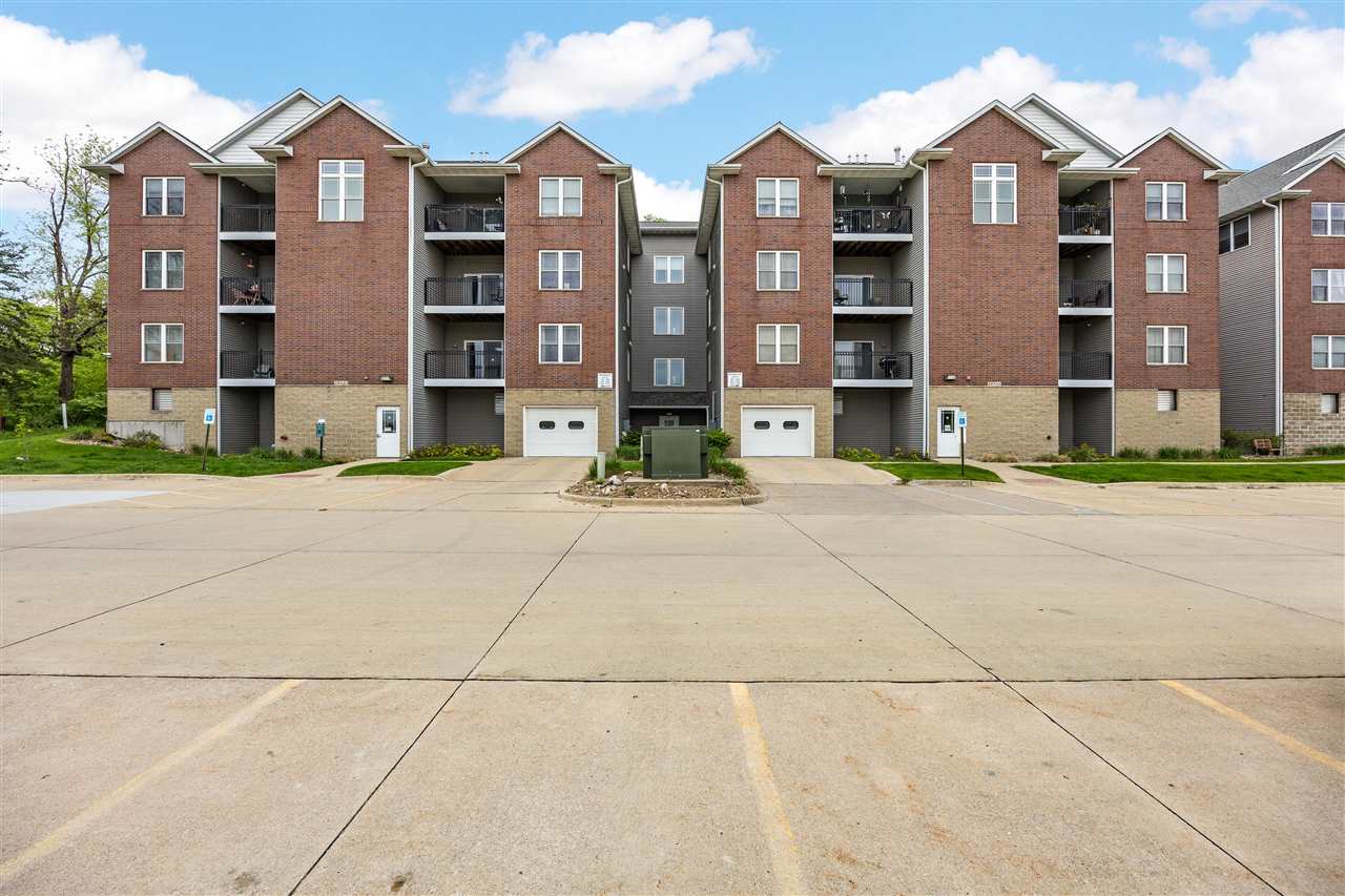 1092 Walnut Avenue Riverside IA 52327