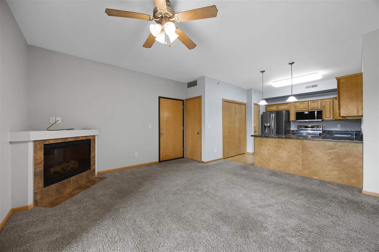 1092 Walnut Avenue Riverside IA 52327