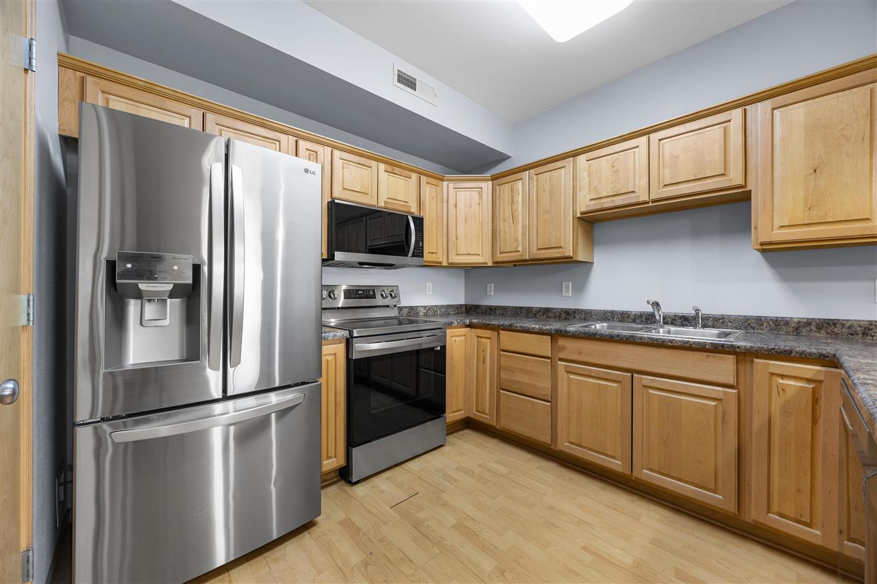 1092 Walnut Avenue Riverside IA 52327