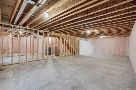 922 Oak Drive Palo IA 52324