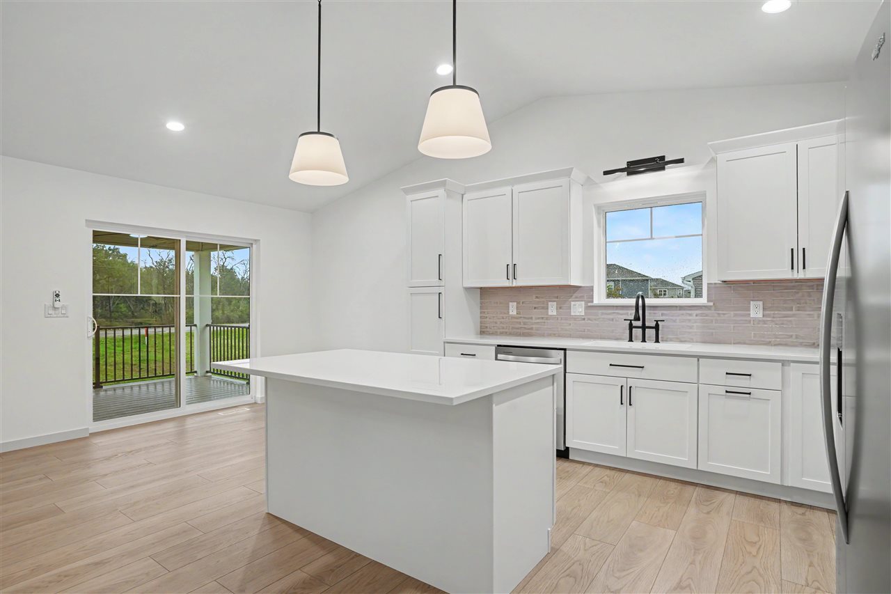 922 Oak Drive Palo IA 52324
