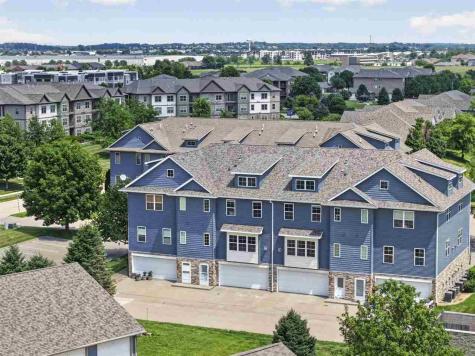 420 Glenmoor Place North Liberty IA 52317