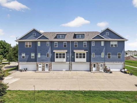 420 Glenmoor Place North Liberty IA 52317