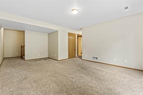 1813 12th Avenue Coralville IA 52241