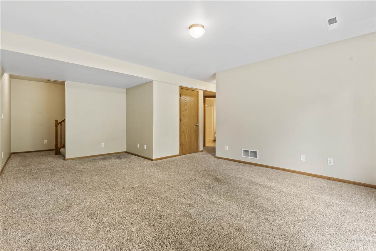 1813 12th Avenue Coralville IA 52241