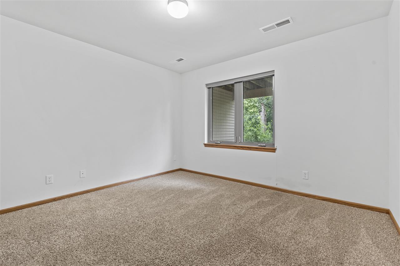 1813 12th Avenue Coralville IA 52241