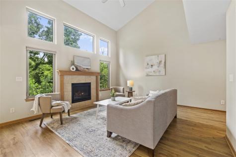 1813 12th Avenue Coralville IA 52241