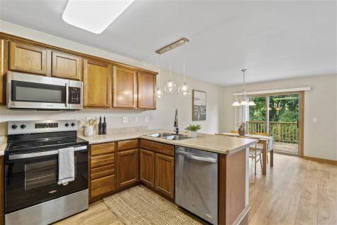1813 12th Avenue Coralville IA 52241