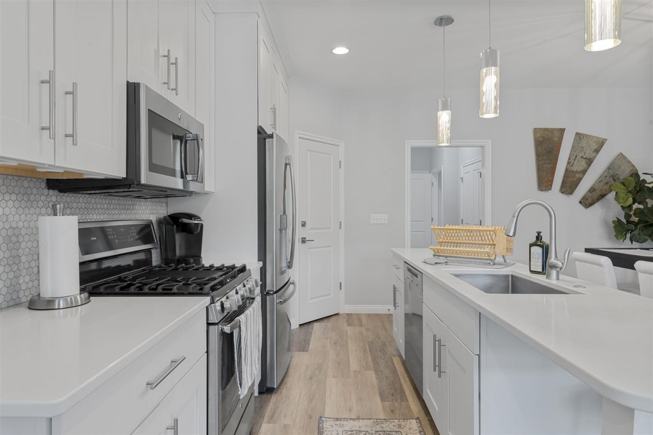 1745 Foster Road Iowa City IA 52245