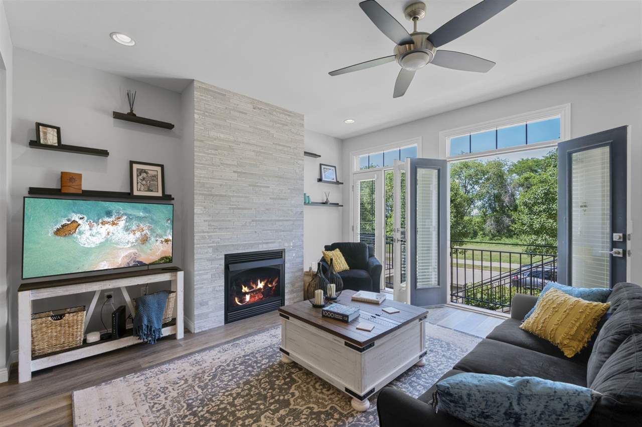 1745 Foster Road Iowa City IA 52245