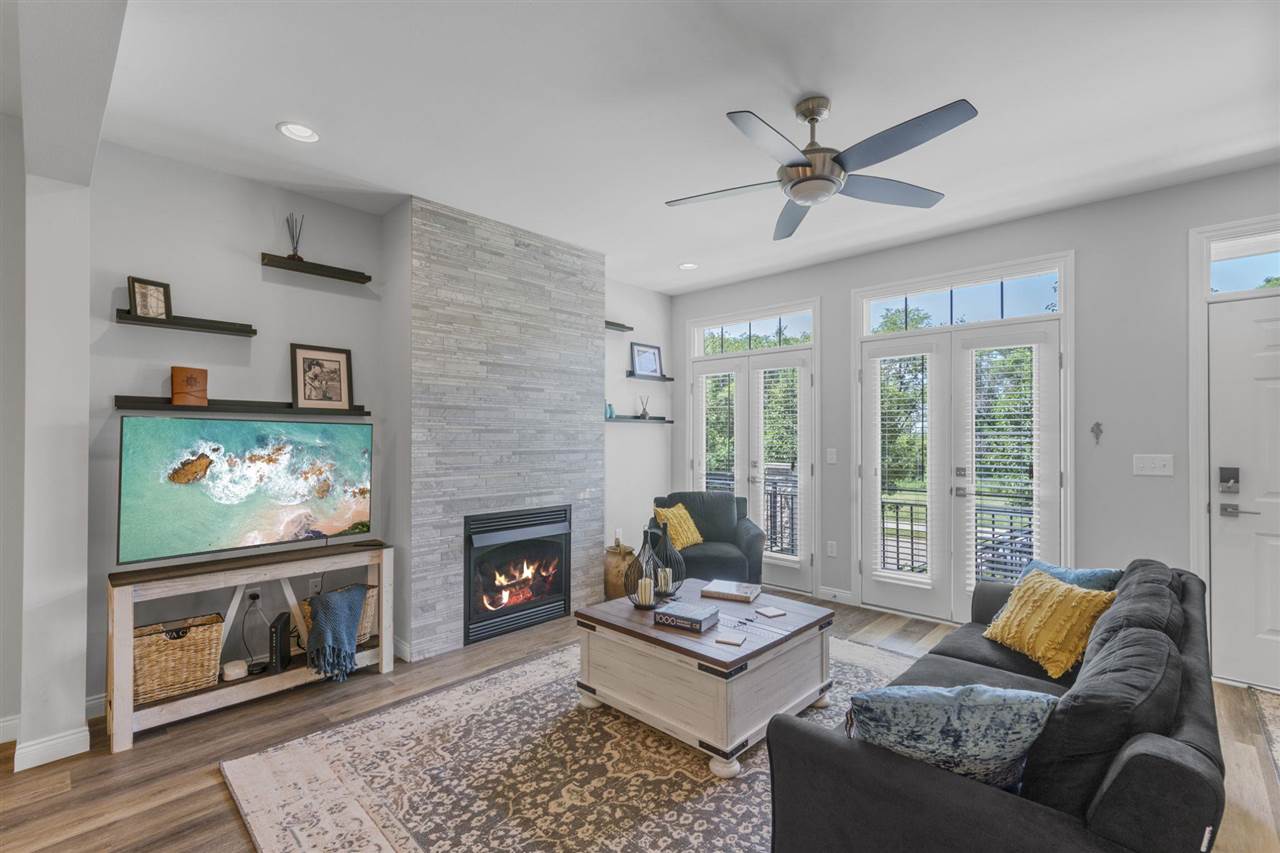 1745 Foster Road Iowa City IA 52245