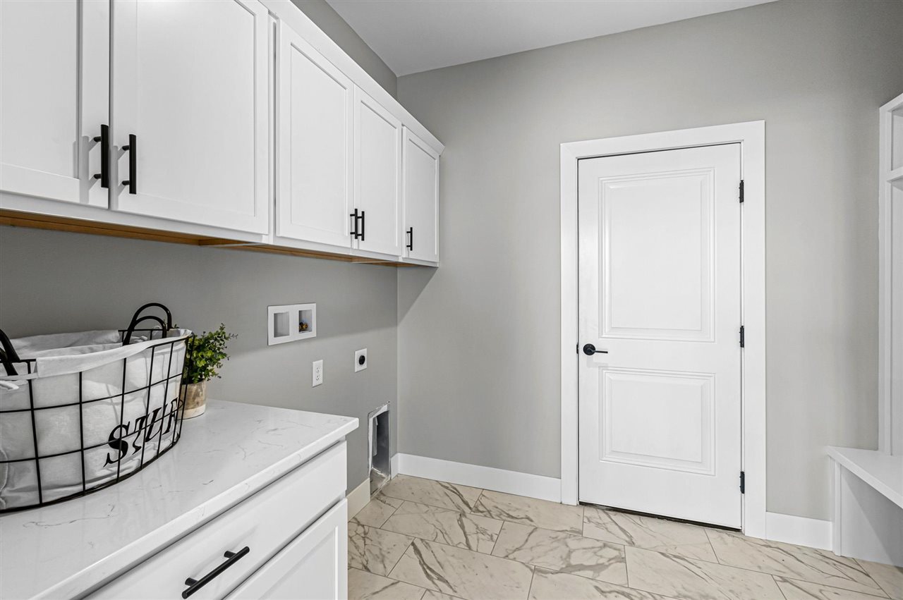 356 Hidden Ridge Drive Coralville IA 52241