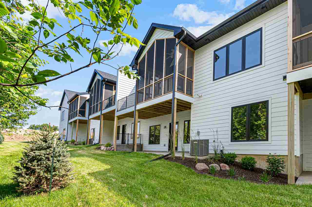 356 Hidden Ridge Drive Coralville IA 52241