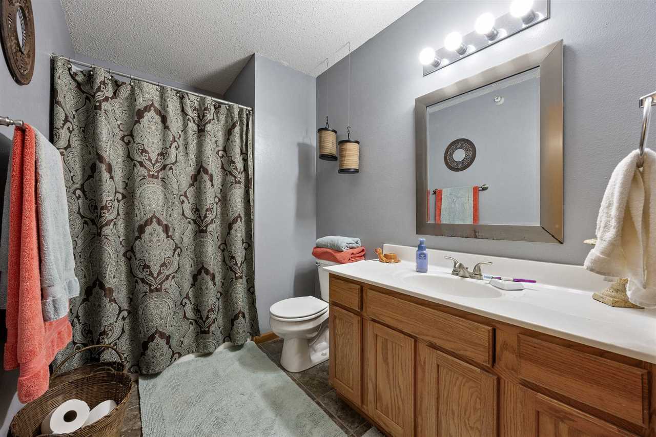 1020 240th Street NE North Liberty IA 52317