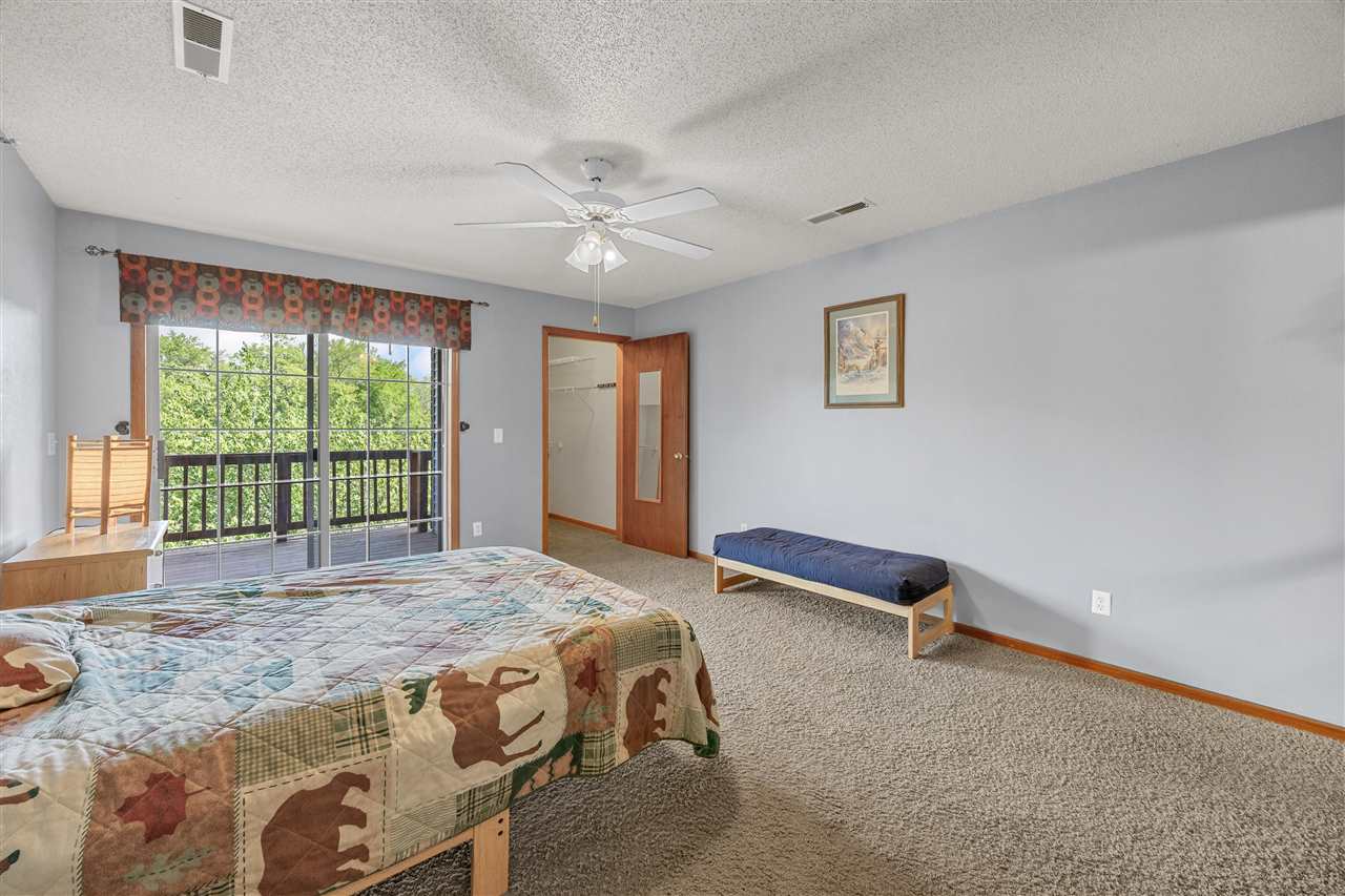 534 West Side Drive Iowa City IA 52246