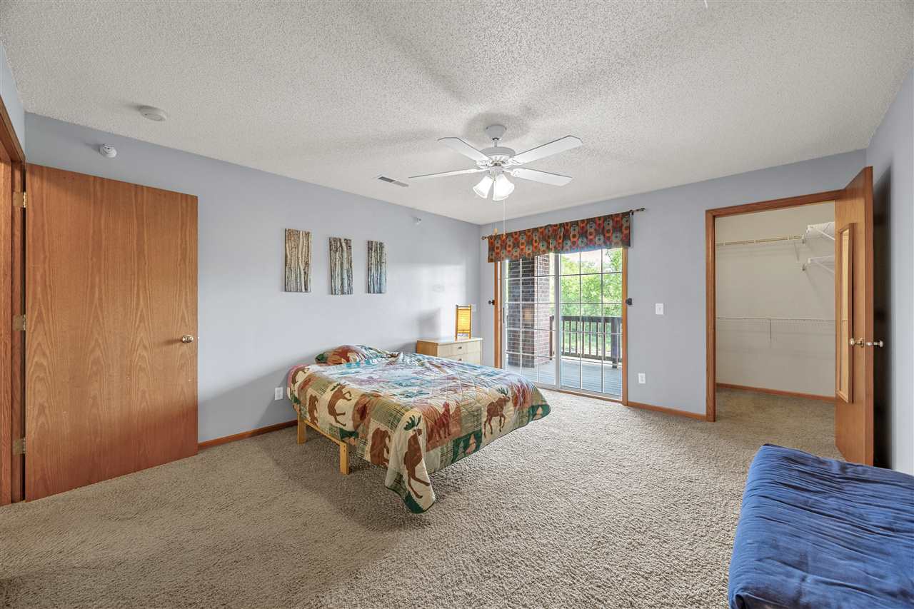 534 West Side Drive Iowa City IA 52246