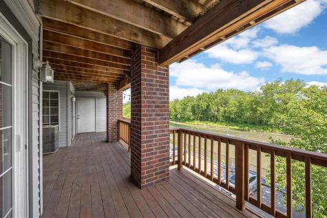 534 West Side Drive Iowa City IA 52246