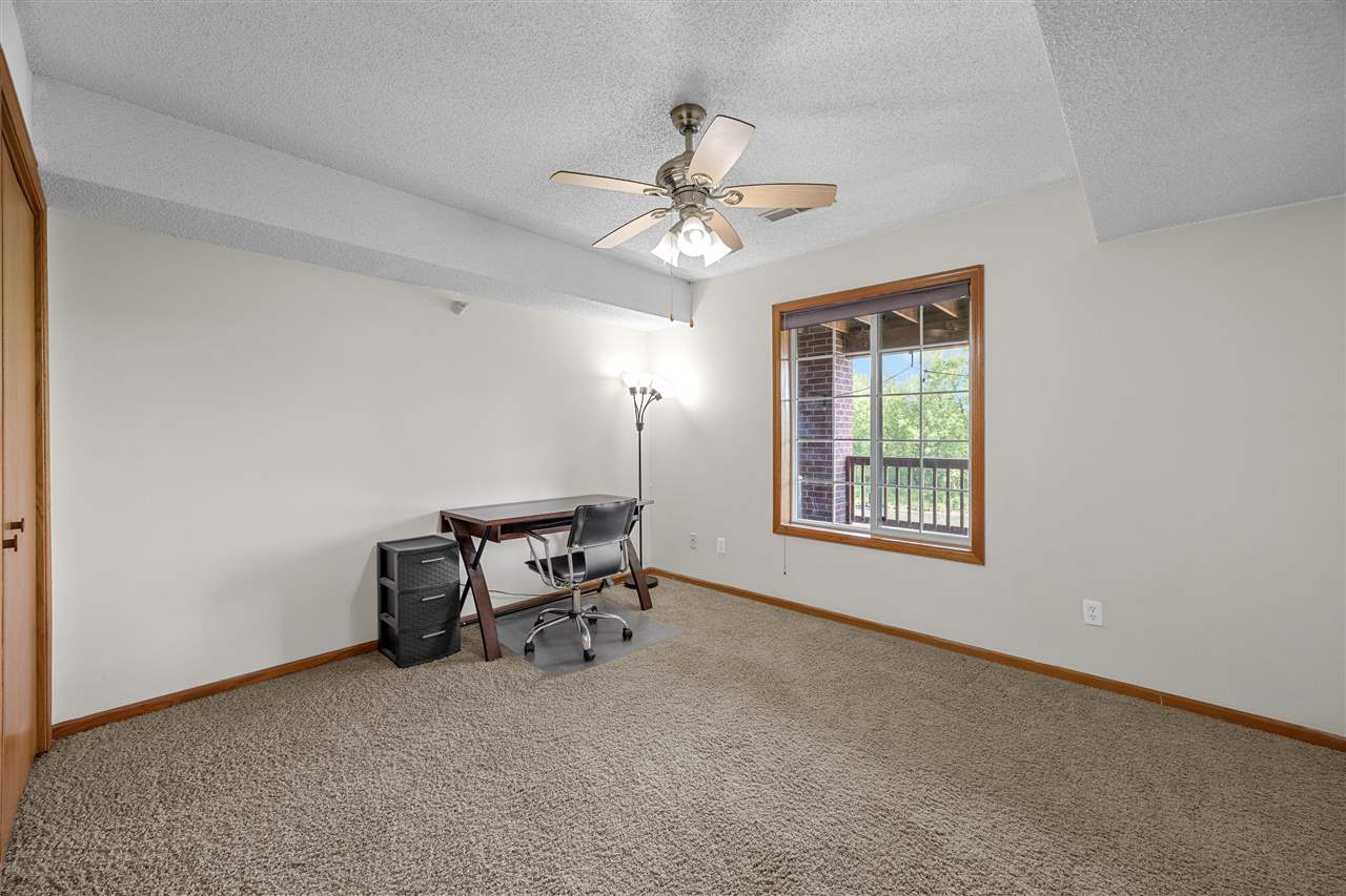 534 West Side Drive Iowa City IA 52246