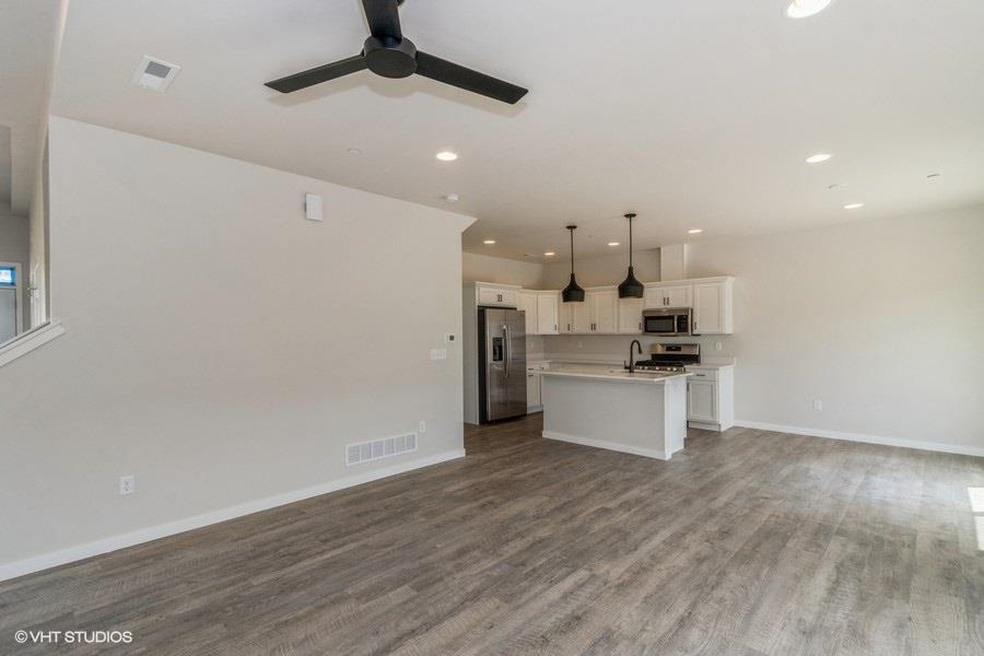 2235 Eversull Lane North Liberty IA 52317