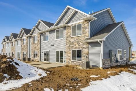 2235 Eversull Lane North Liberty IA 52317