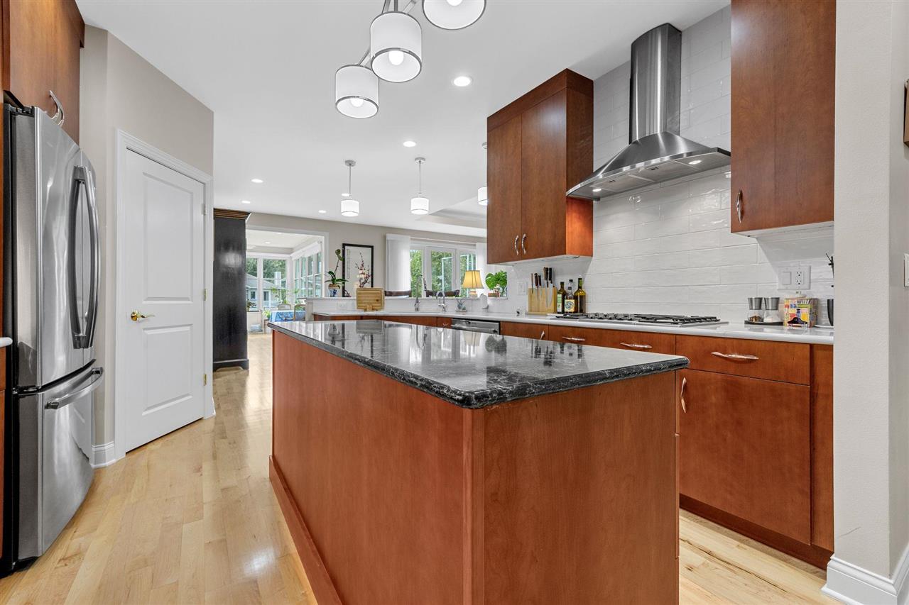 143 Leamer Court Iowa City IA 52246