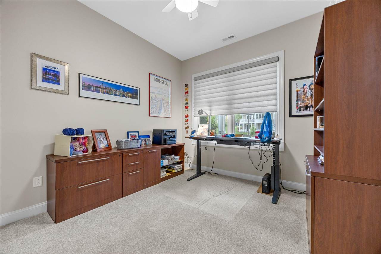 143 Leamer Court Iowa City IA 52246