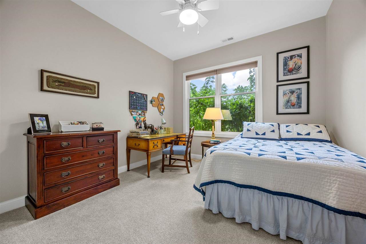 143 Leamer Court Iowa City IA 52246