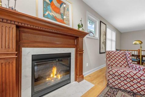 143 Leamer Court Iowa City IA 52246