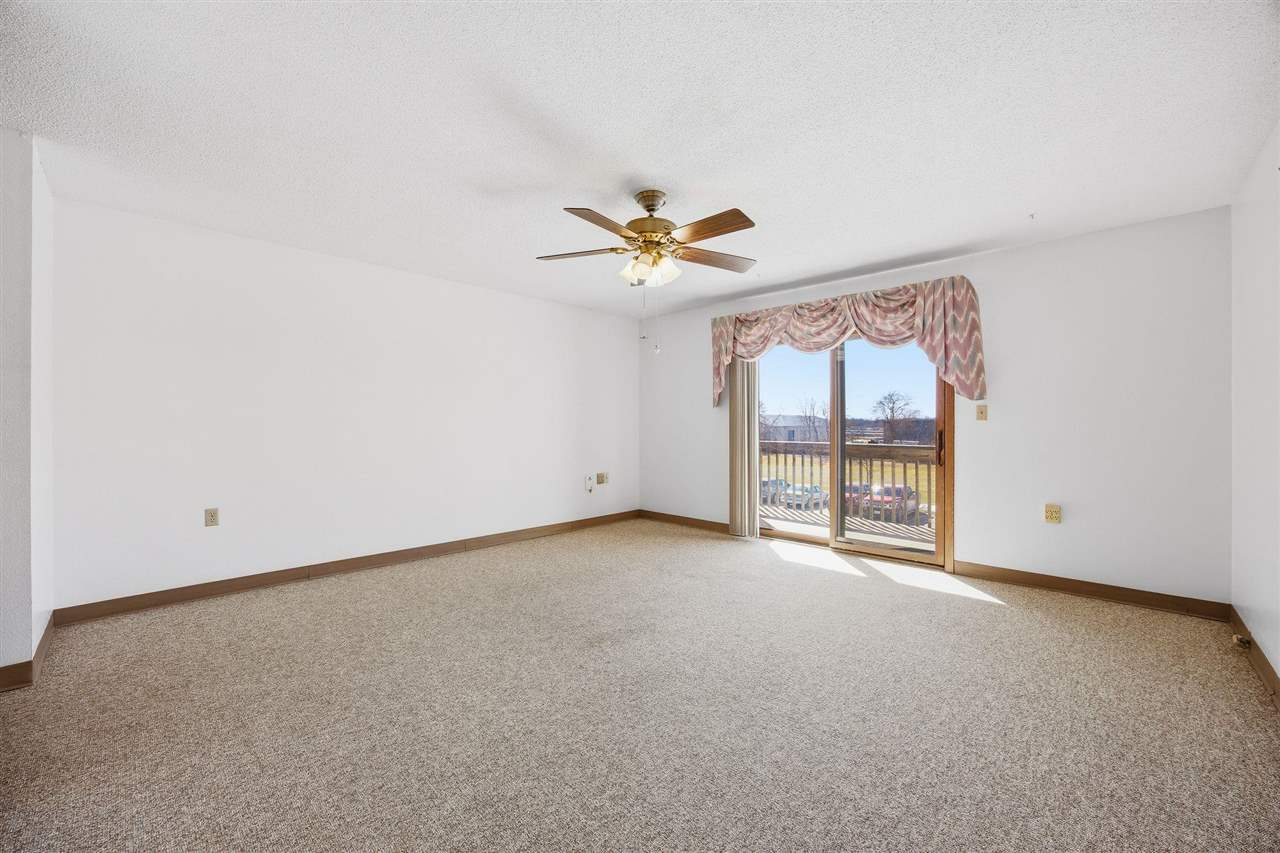 730 S Market Street Solon IA 52333