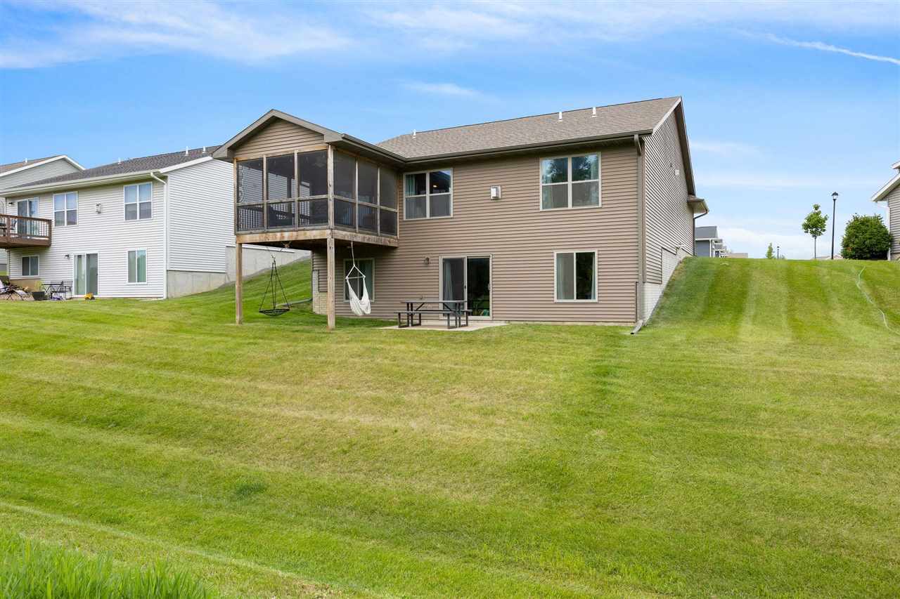 12 Pinnacle Lane Tiffin IA 52340