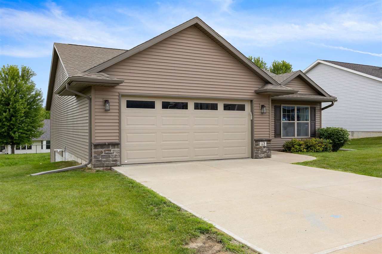 12 Pinnacle Lane Tiffin IA 52340