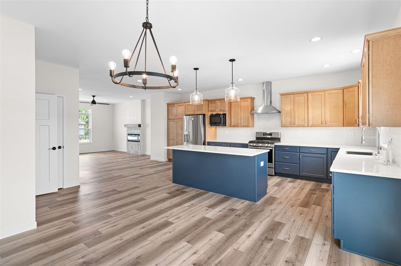 4464 Deer Creek Road Iowa City IA 52246