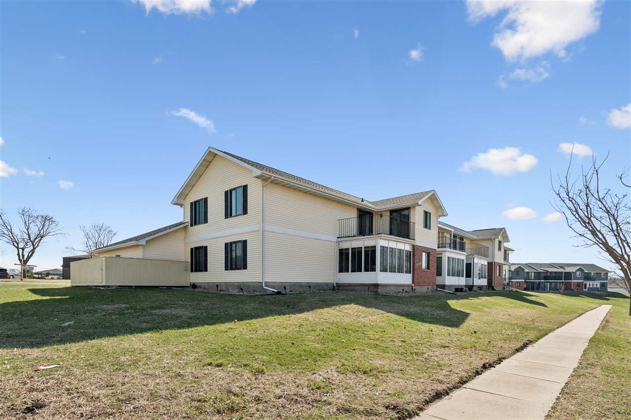 4526 Maureen Drive SE Cedar Rapids IA 52403