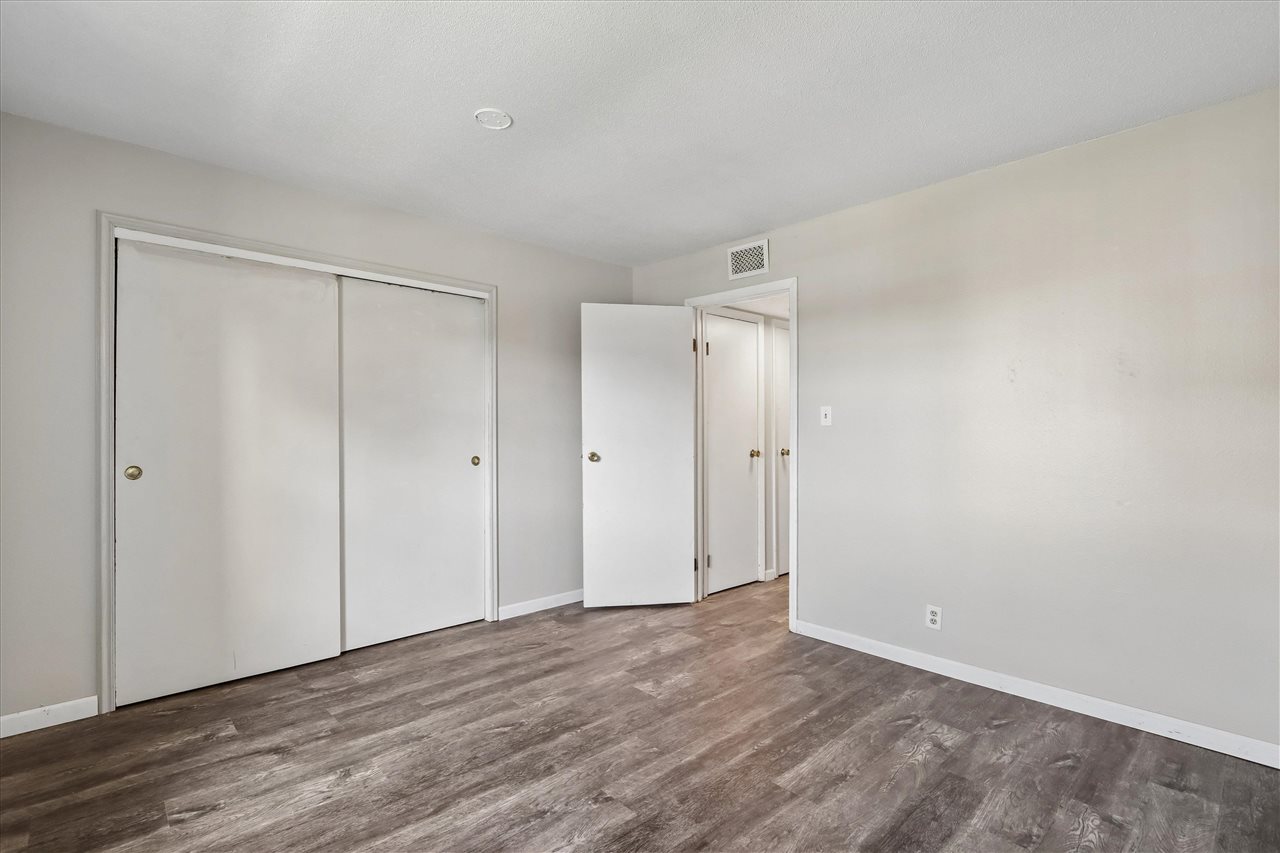 1402 21st Avenue Place Coralville IA 52241
