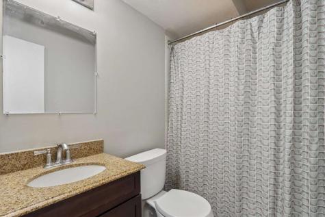1402 21st Avenue Place Coralville IA 52241