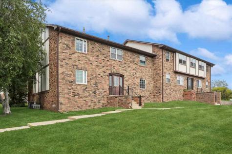 1402 21st Avenue Place Coralville IA 52241