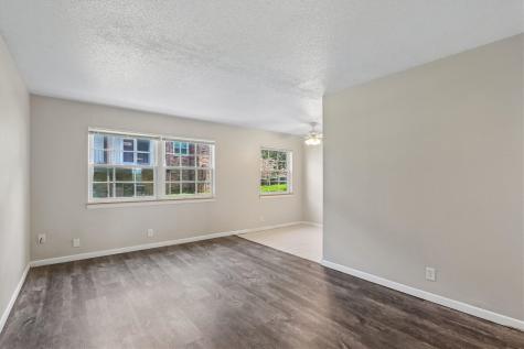 1402 21st Avenue Place Coralville IA 52241