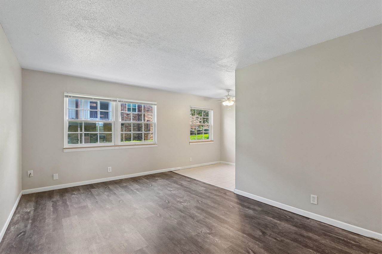 1402 21st Avenue Place Coralville IA 52241
