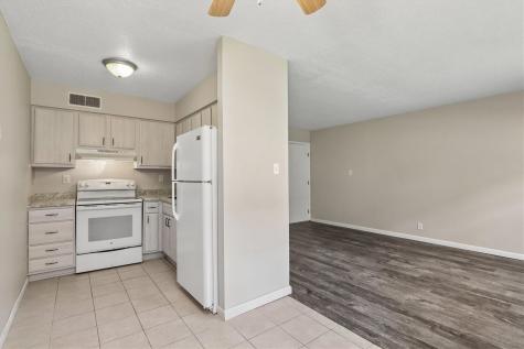 1402 21st Avenue Place Coralville IA 52241