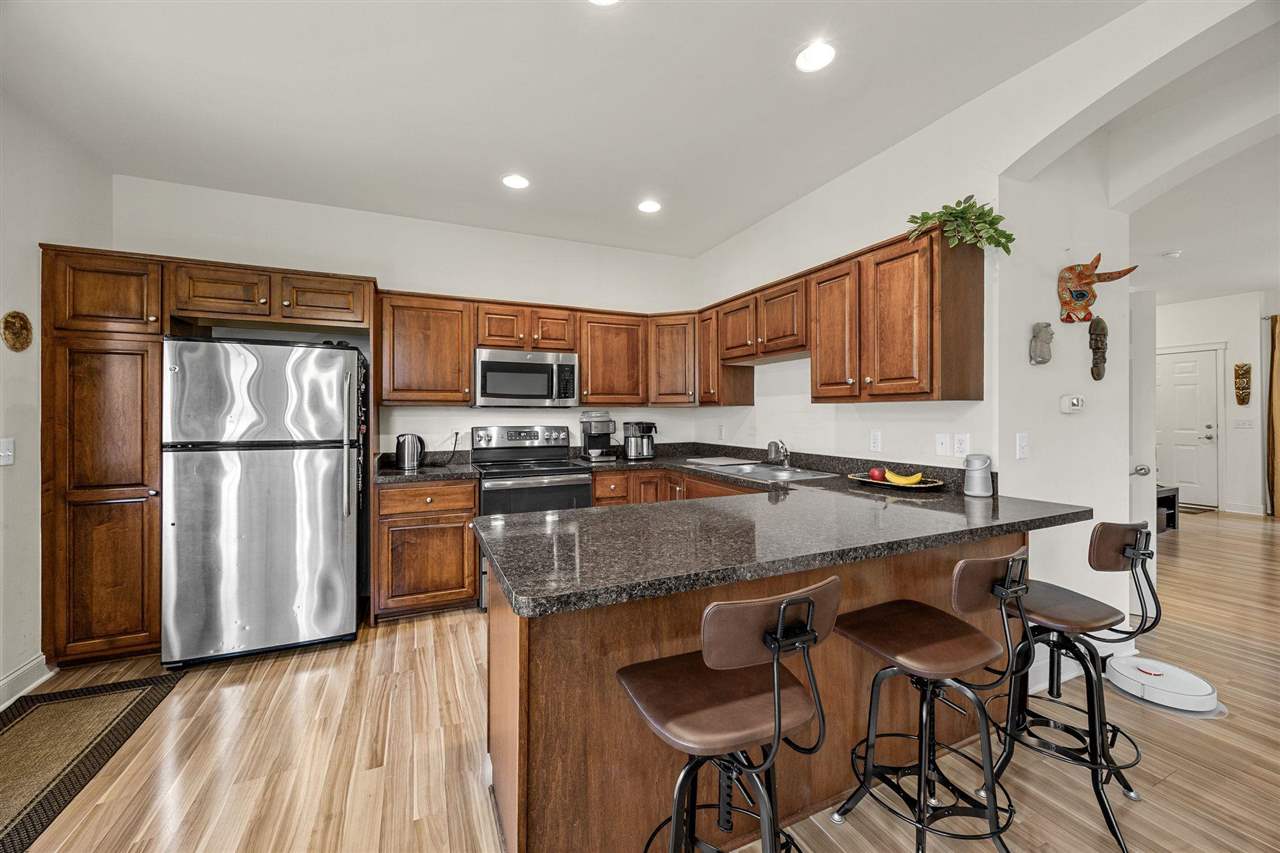 1063 Walker Circle Iowa City IA 52245