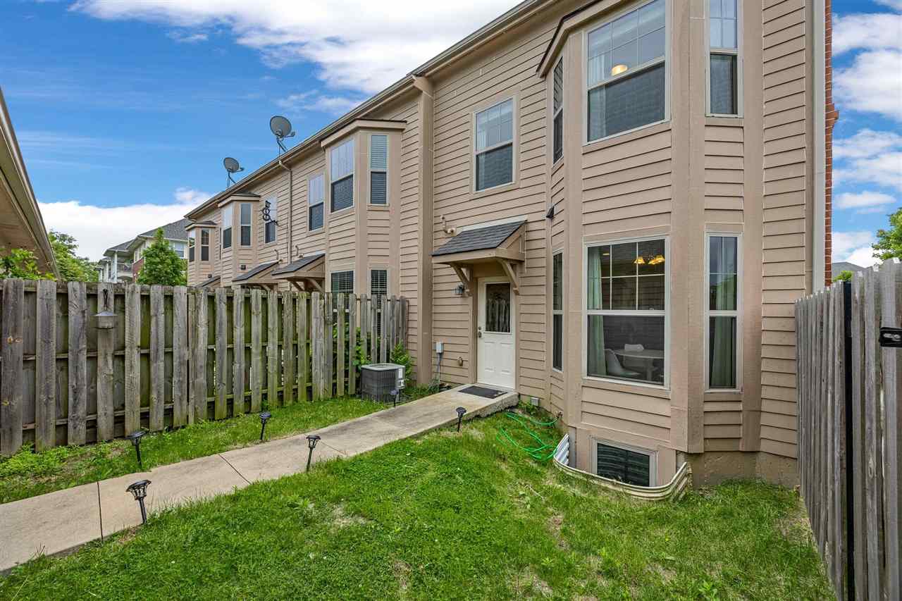 1063 Walker Circle Iowa City IA 52245