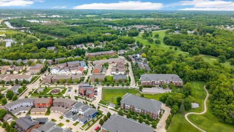 1063 Walker Circle Iowa City IA 52245