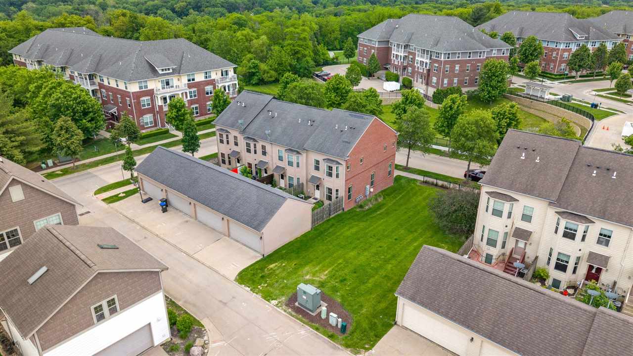 1063 Walker Circle Iowa City IA 52245
