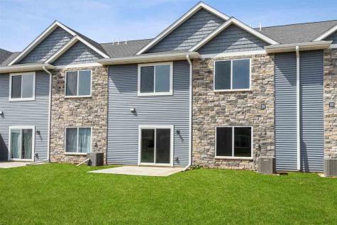 2231 Eversull Lane North Liberty IA 52317