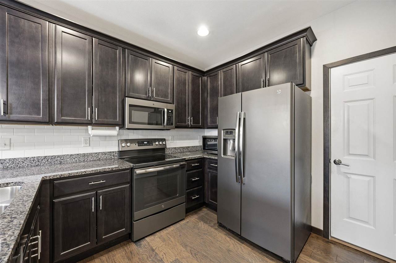 19 Holiday Ridge Lane Coralville IA 52241