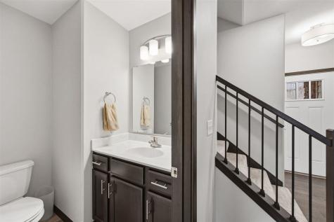 19 Holiday Ridge Lane Coralville IA 52241