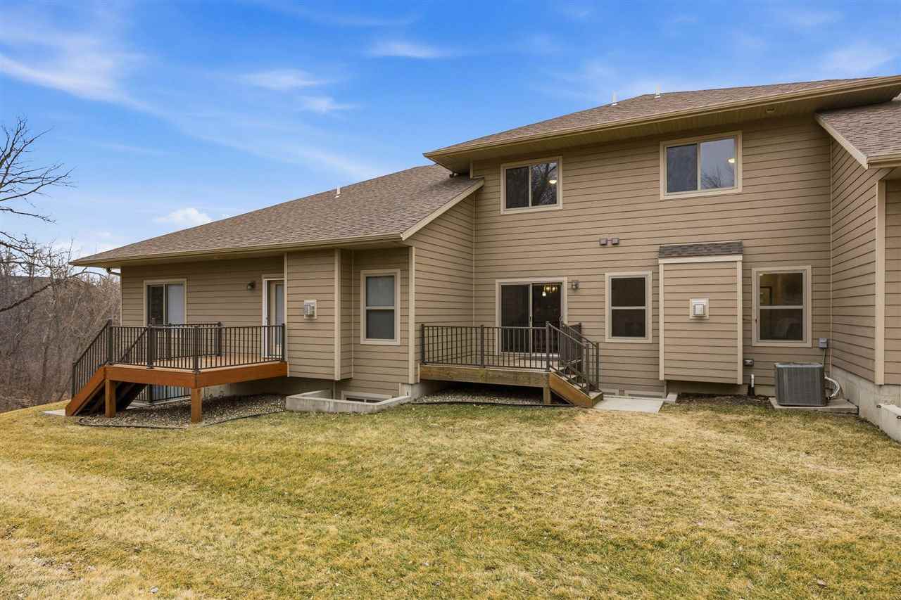 19 Holiday Ridge Lane Coralville IA 52241
