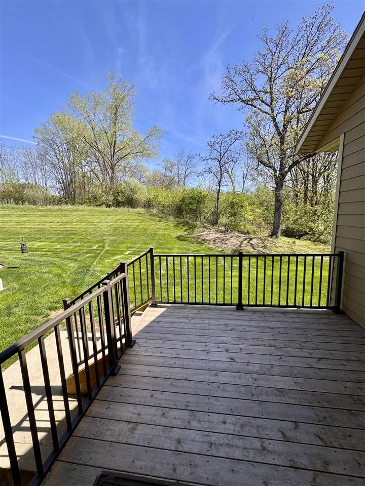 19 Holiday Ridge Lane Coralville IA 52241