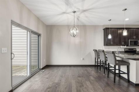 19 Holiday Ridge Lane Coralville IA 52241